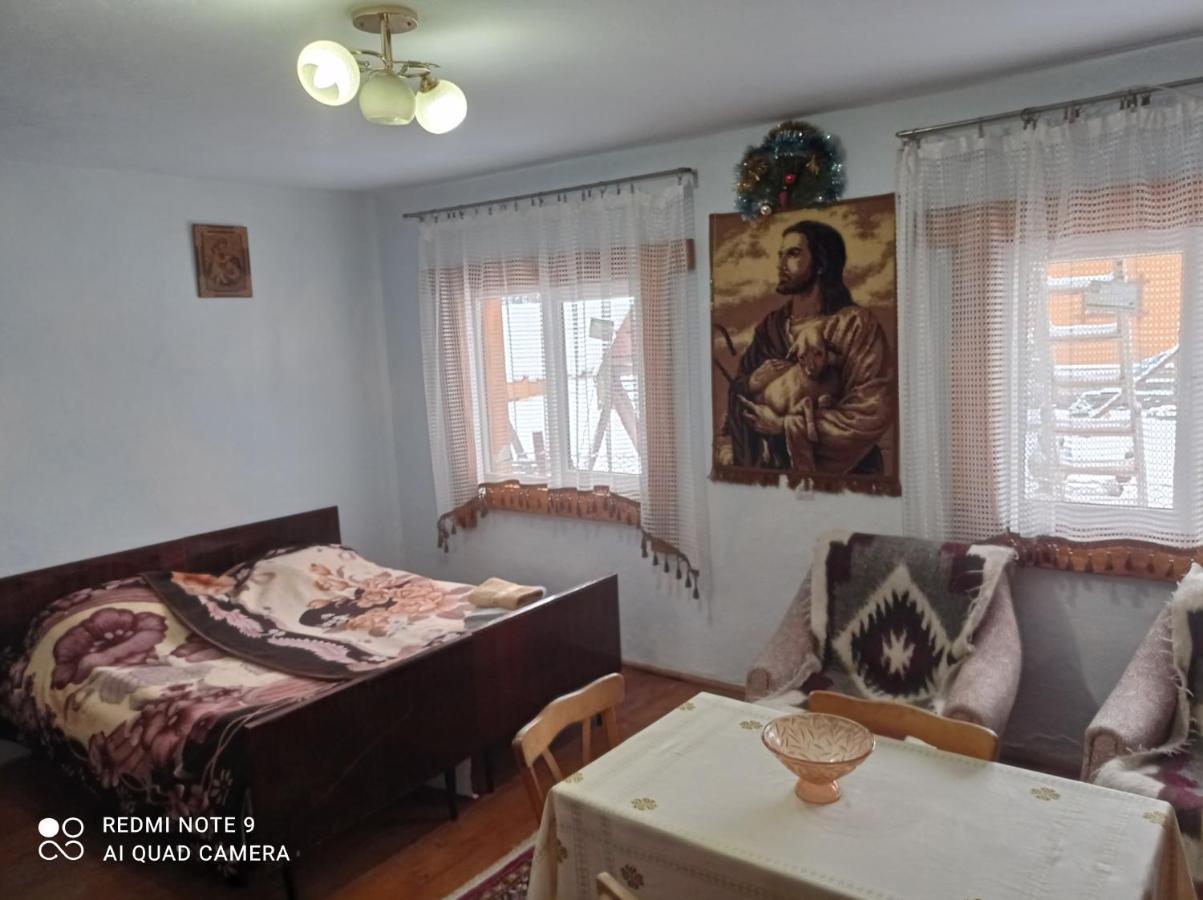 Садиба Брусний 미쿨리친 외부 사진